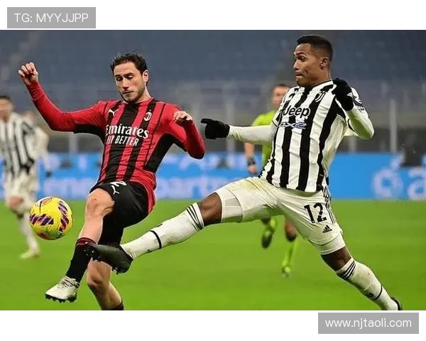 尤文图斯与佛罗伦萨激战正酣 展现意甲豪门对决精彩瞬间