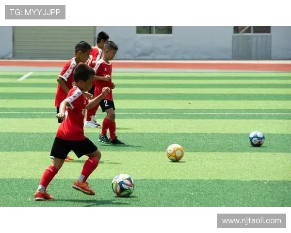 湘西土家族苗族自治州足球队崛起记：一支地方队伍的梦想与挑战