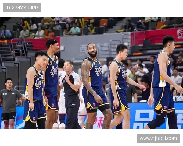 CBA凯撒对决广东宏远巅峰对决引发球迷热议与期待