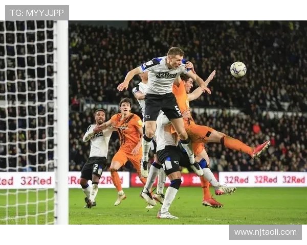 加的夫与伯恩利历史战绩对比分析及近期表现评估